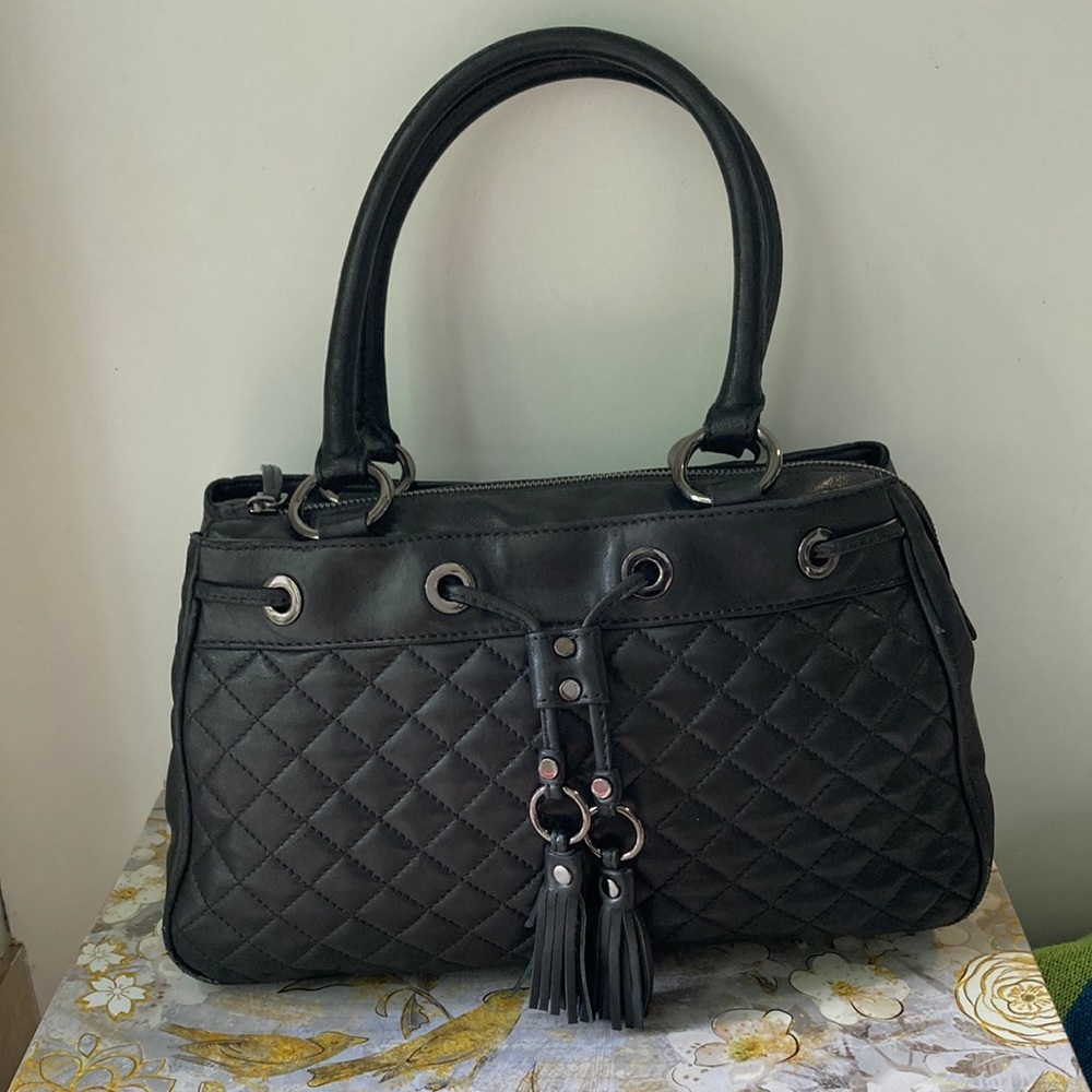 Basler Leather Quilted Shoulder Bag